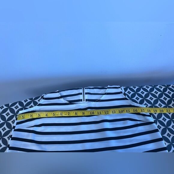 Tommy Hilfiger striped light top - Picture 4 of 8